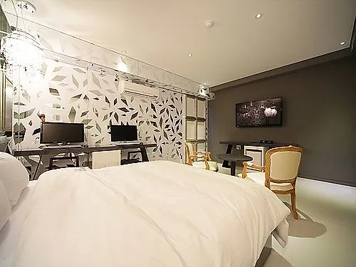 Sinchon Gaeul Motel Seúl